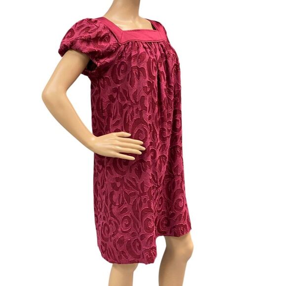 BCBG PARIS Women's Chic Burgundy Babydoll Dress Textured Floral Pattern Sz 8 - Picture 4 of 7